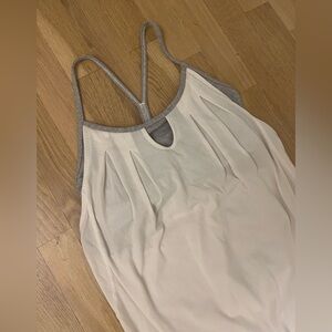 Lululemon Womens Flowy Tank Top with Buit In Bra
